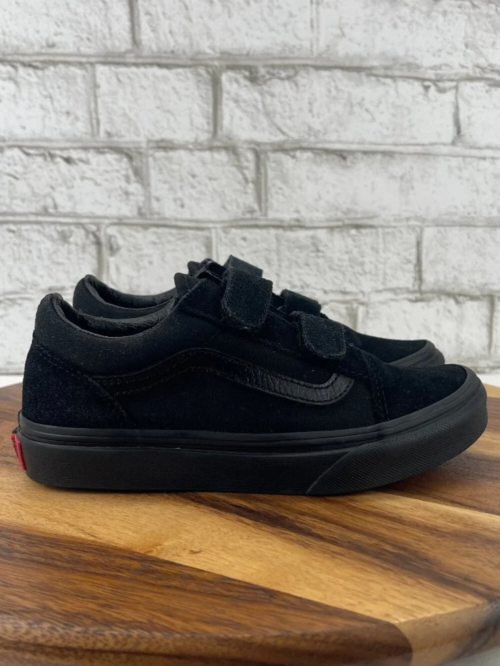Vans Little Kids Old Skool V Blackout Suede Canvas Hook & Loop Shoes Sz. 2
